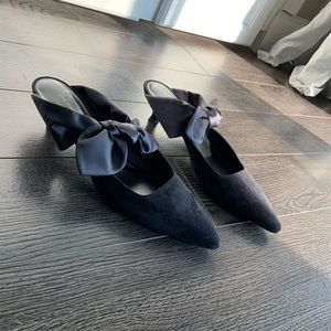 The Row Coco Satin Bow Suede Mule 40 / 9.5 new 😍